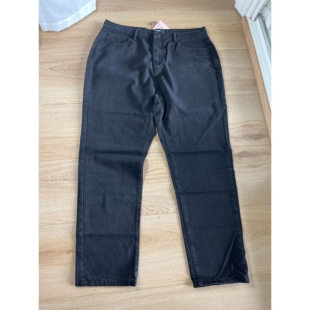 NWT Missguided Plus Wrath High Waist Straight Leg Jeans in Black - Size US 16